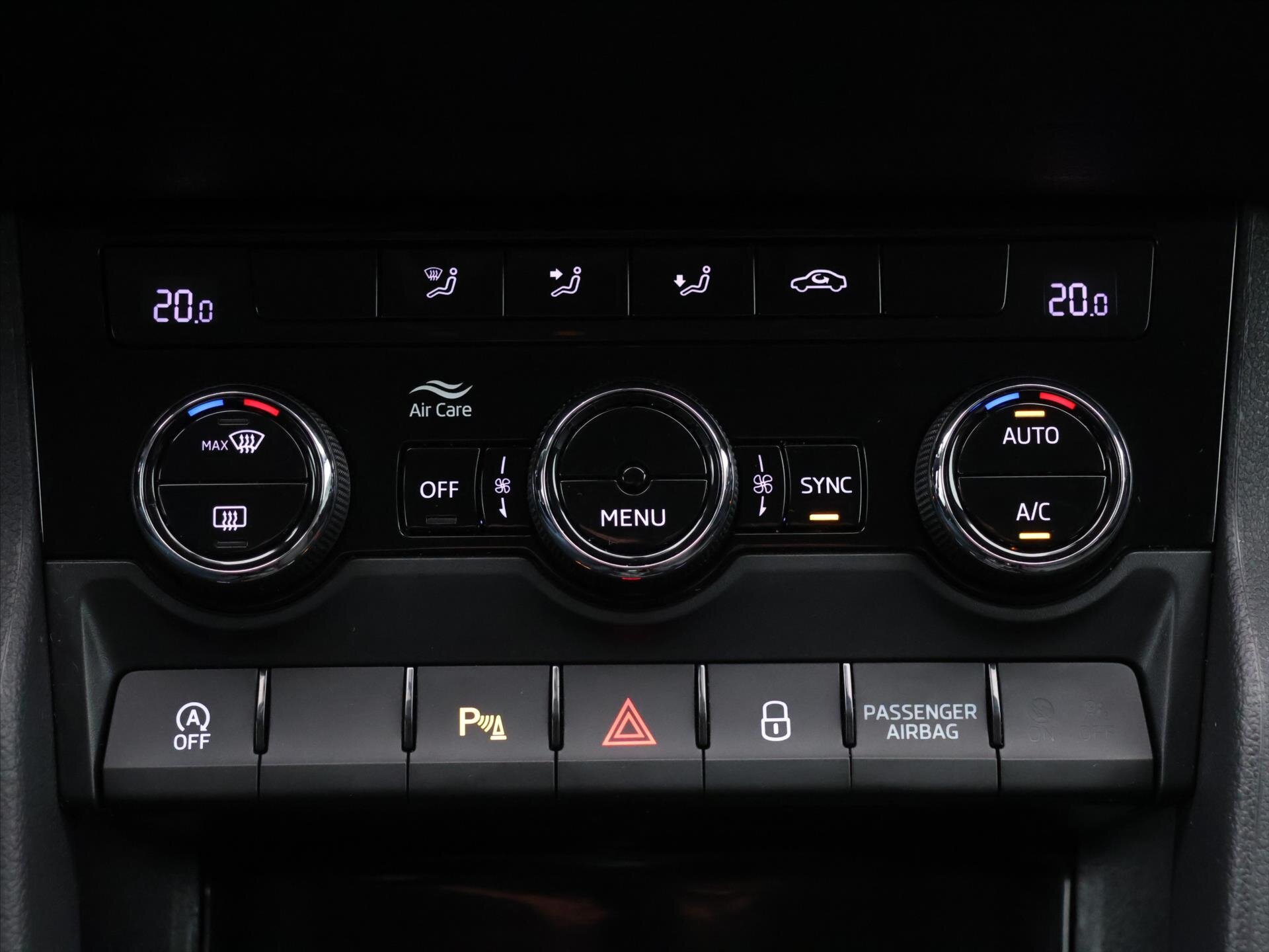 Škoda Karoq SUV / Terénní 999,0 81 kw