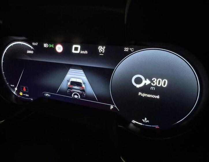 Alfa Romeo Stelvio 15