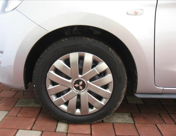 Mitsubishi Space Star 34