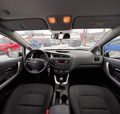 KIA Ceed 10
