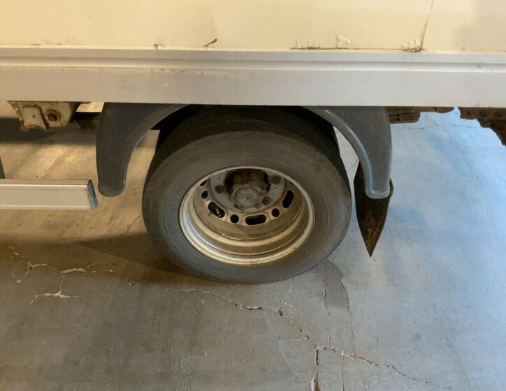 Volkswagen Crafter Skříň 2,5 l 120 kw