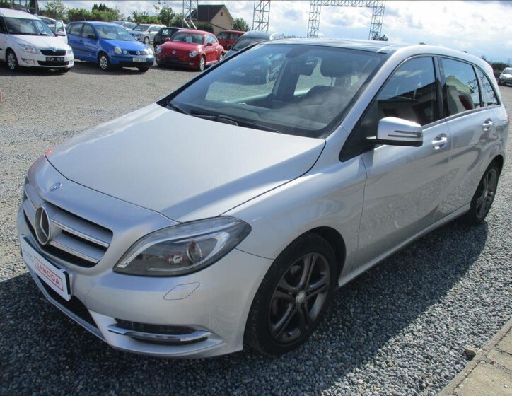 Mercedes-Benz Třídy B Kombi 1,5 l 80 kw