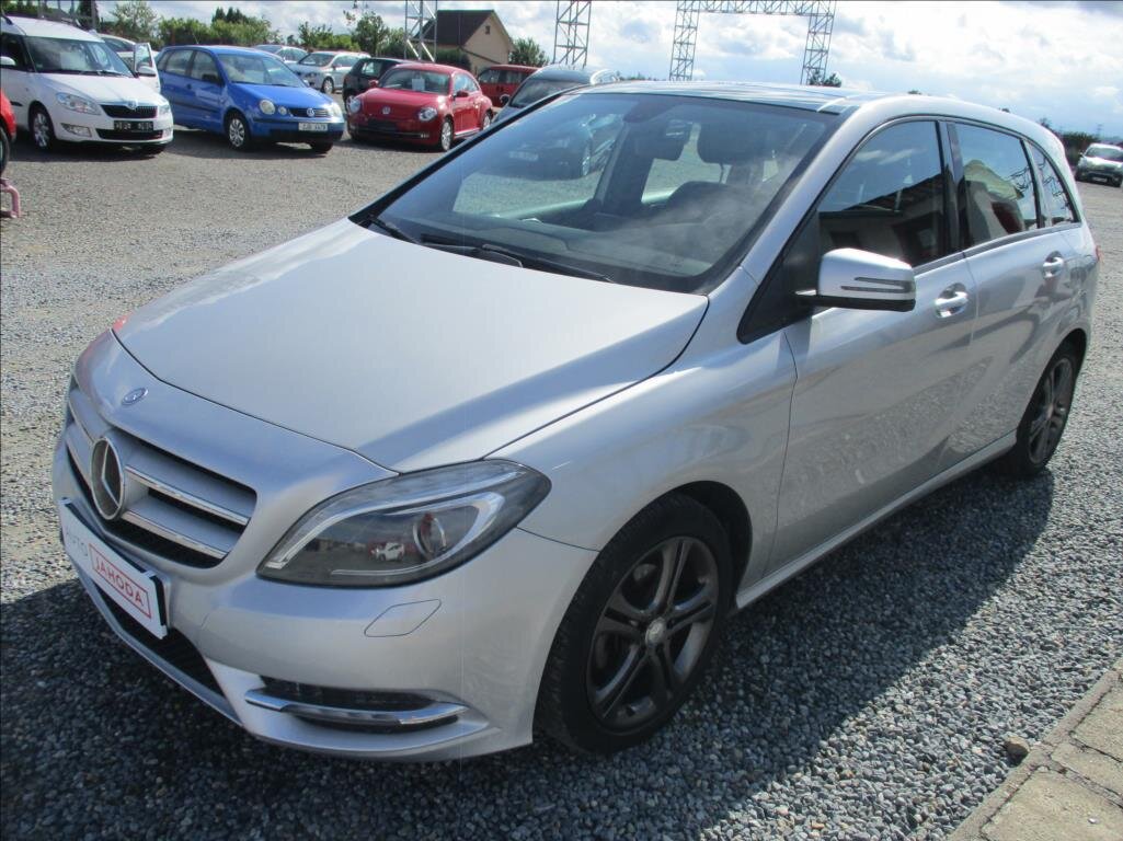 Mercedes-Benz Třídy B Kombi 1,5 l 80 kw
