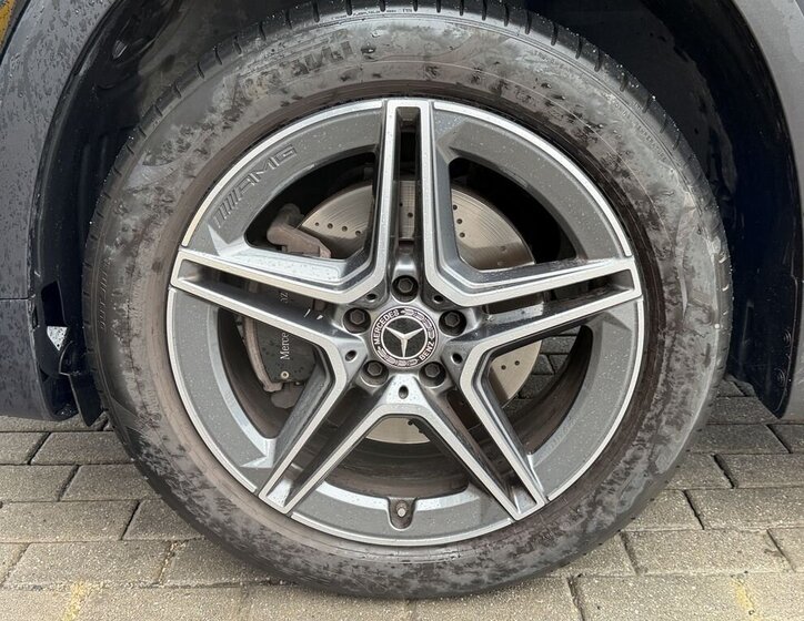 Mercedes-Benz GLB SUV / Terénní 2,0 l 110 kw