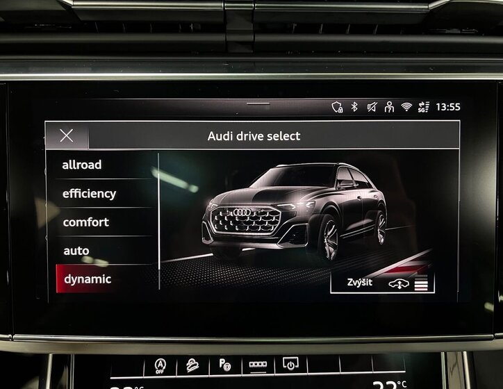 Audi Q8 SUV / Terénní 3,0 l 210 kw