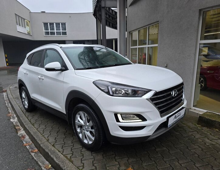 Hyundai Tucson SUV 1,6 l 100 kw