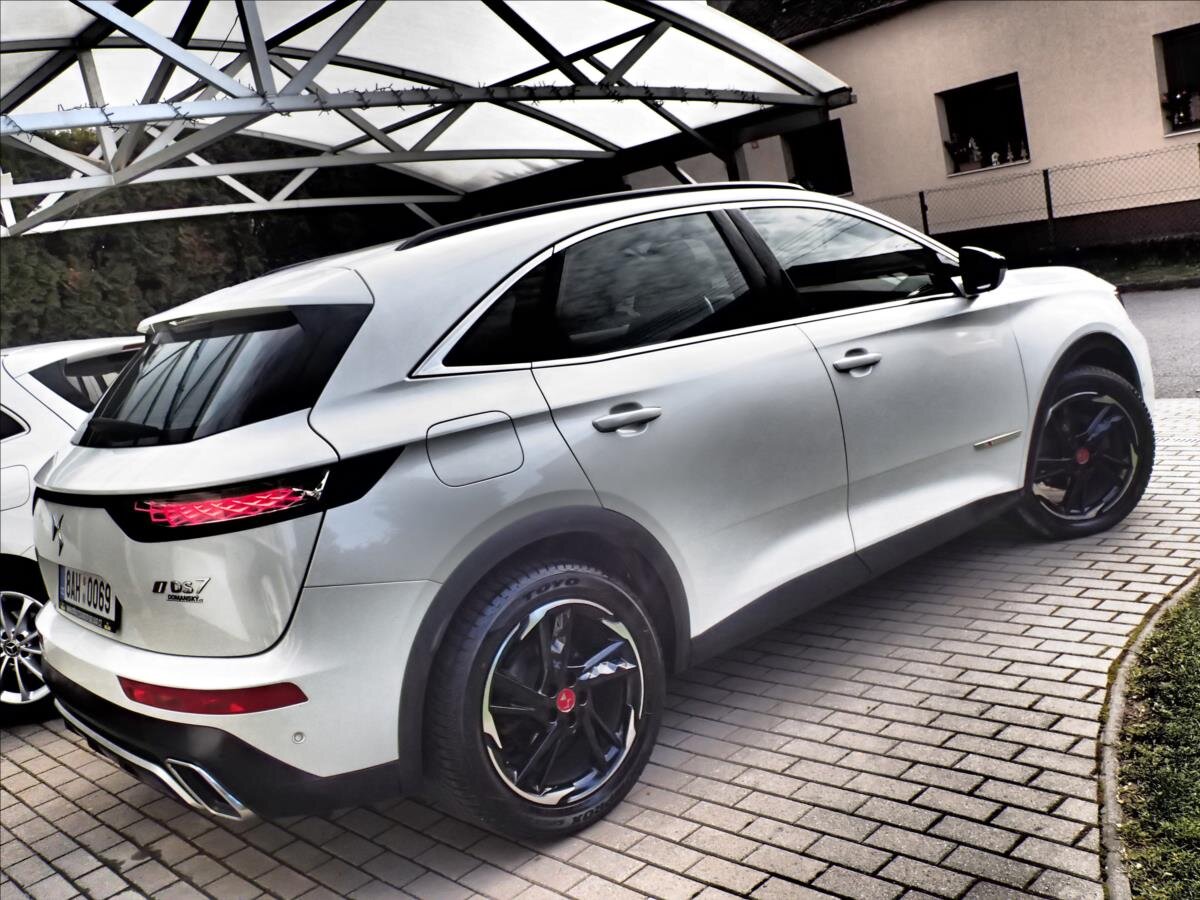 DS Automobiles DS7 Crossback Kombi 2,0 l 130 kw