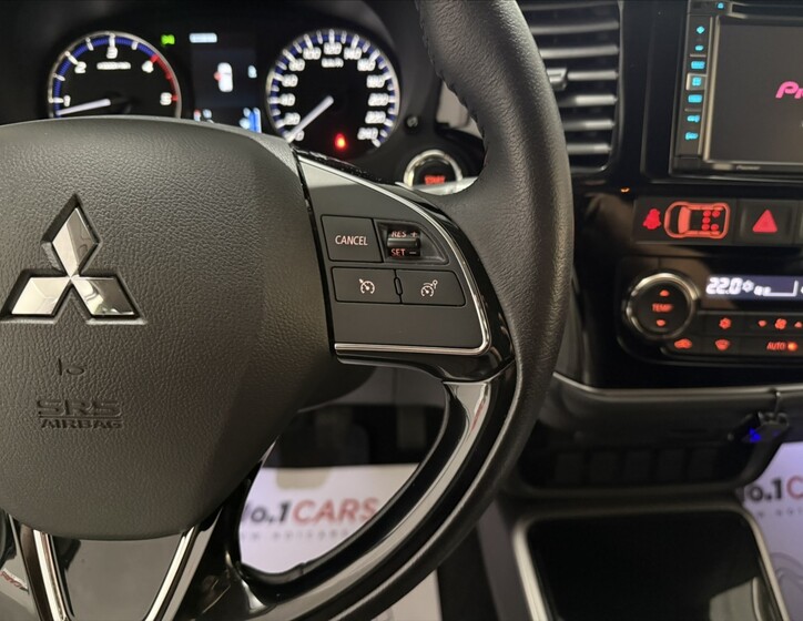 Mitsubishi Outlander 9