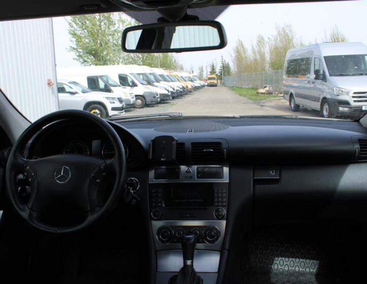 Mercedes-Benz Třídy C 12