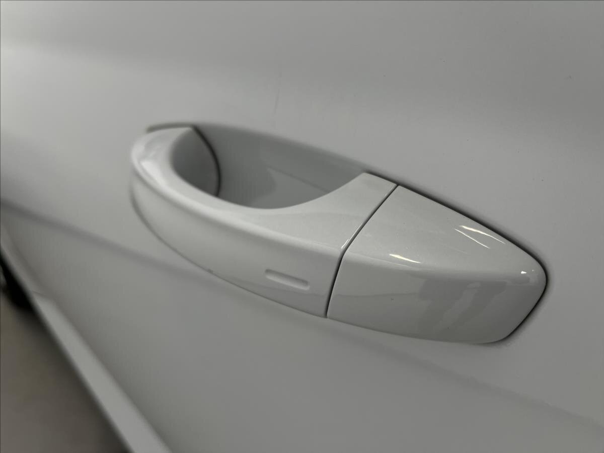 Škoda Superb Kombi 2,0 l 147 kw