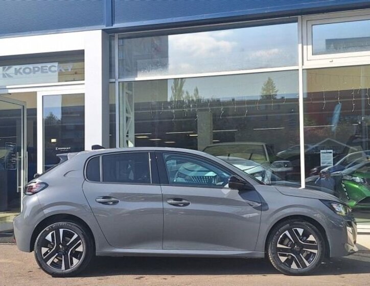 Peugeot 208 Hatchback 1,2 l 74 kw