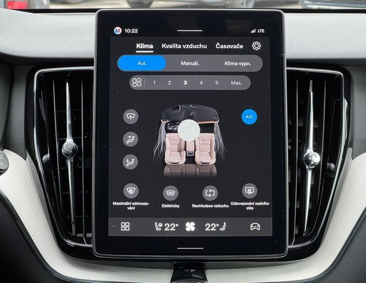 Volvo XC60 SUV / Terénní 2,0 l 184 kw