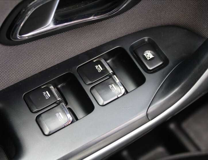 KIA Ceed Hatchback 1,4 l 73 kw