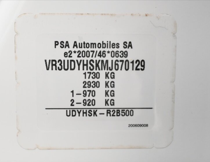 Peugeot 2008 SUV 1,5 l 81 kw