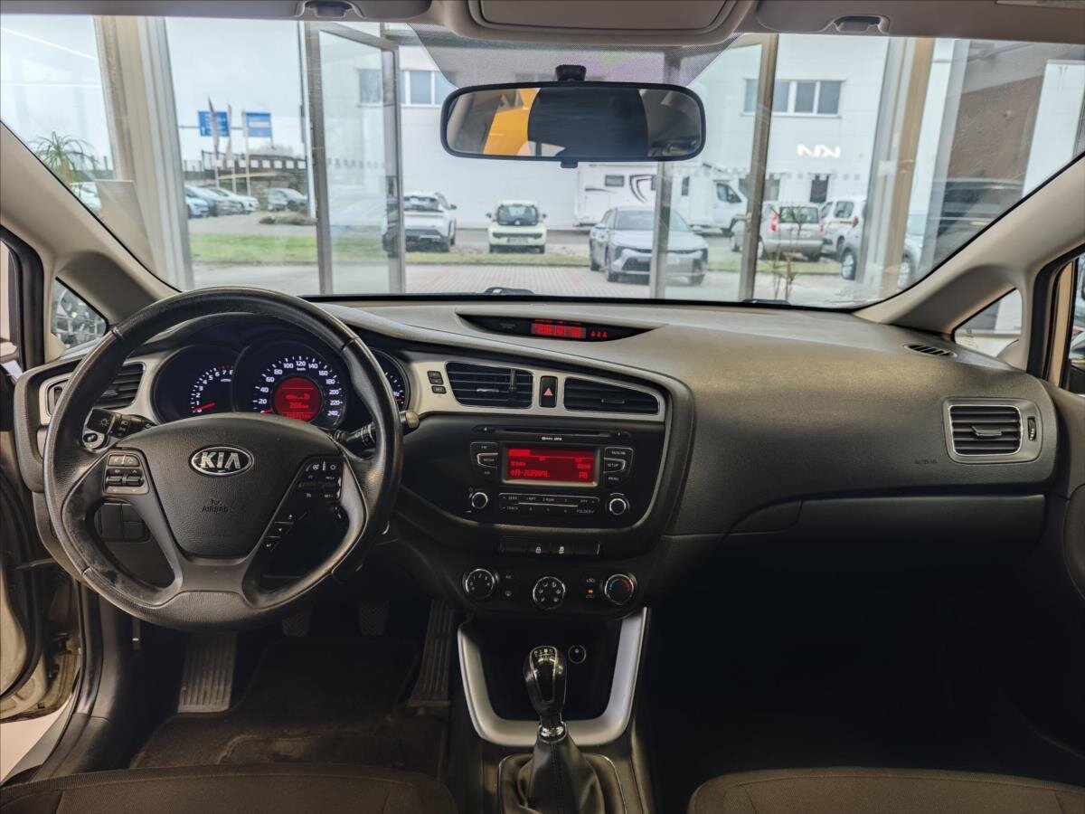 KIA Ceed Hatchback 1,4 l 73 kw