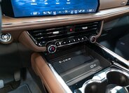 Chevrolet Tahoe SUV 6,2 l 313 kw