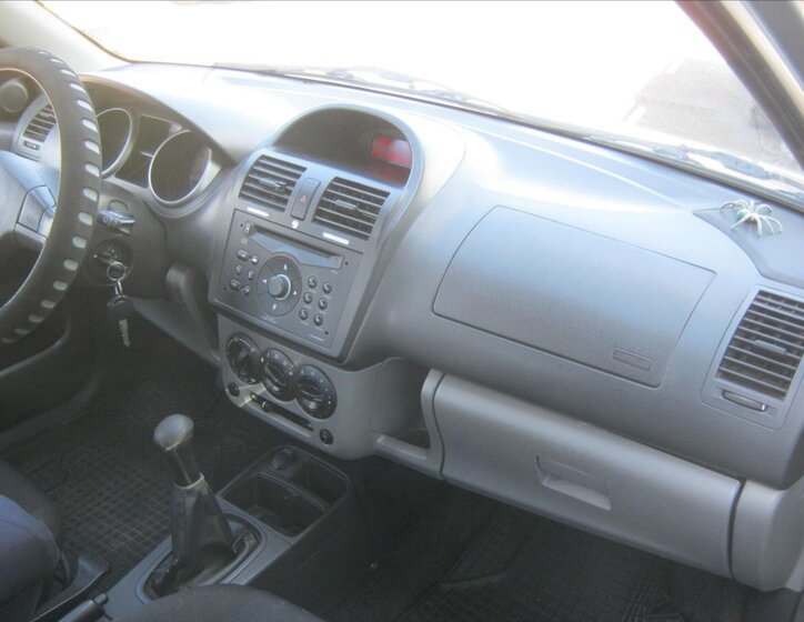 Suzuki Ignis Kombi 1,3 l 68 kw