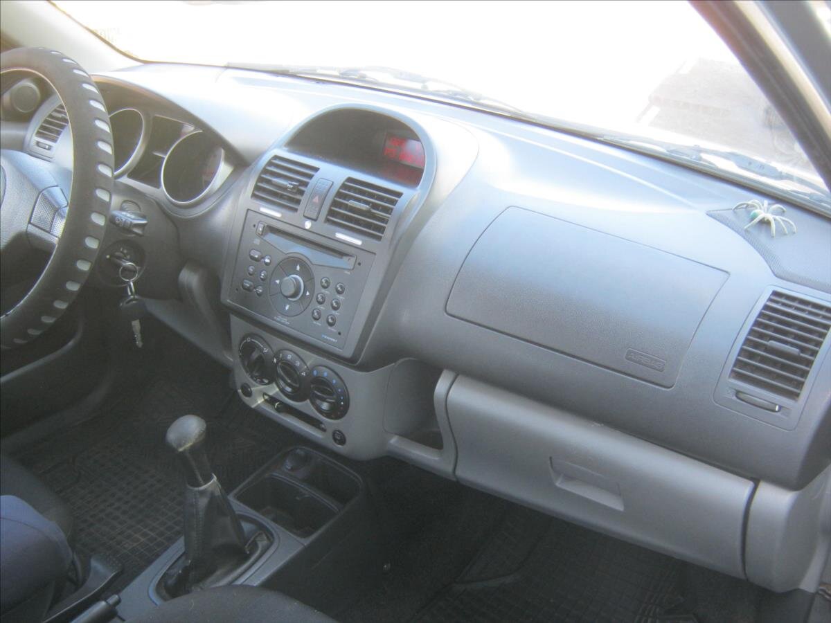 Suzuki Ignis Kombi 1,3 l 68 kw