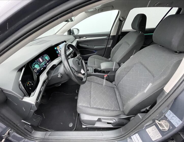 Volkswagen Golf Kombi 1,5 l 96 kw