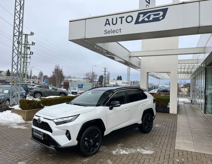 Toyota RAV4 SUV 2,5 l 131 kw
