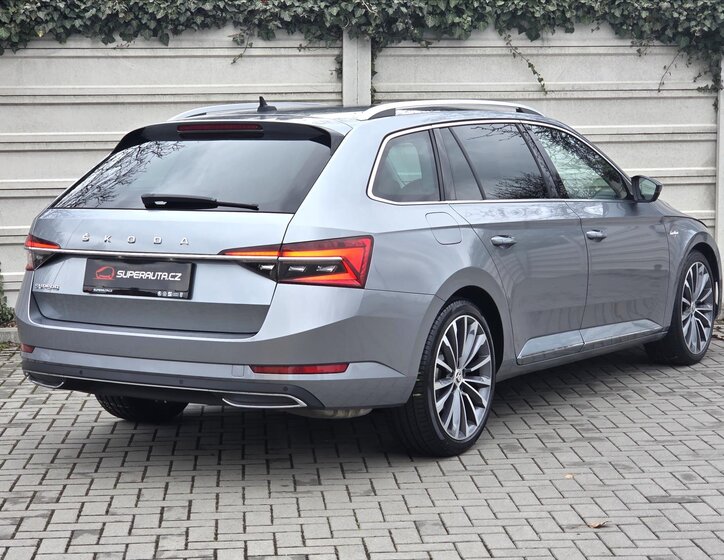 Škoda Superb Kombi 2,0 l 140 kw