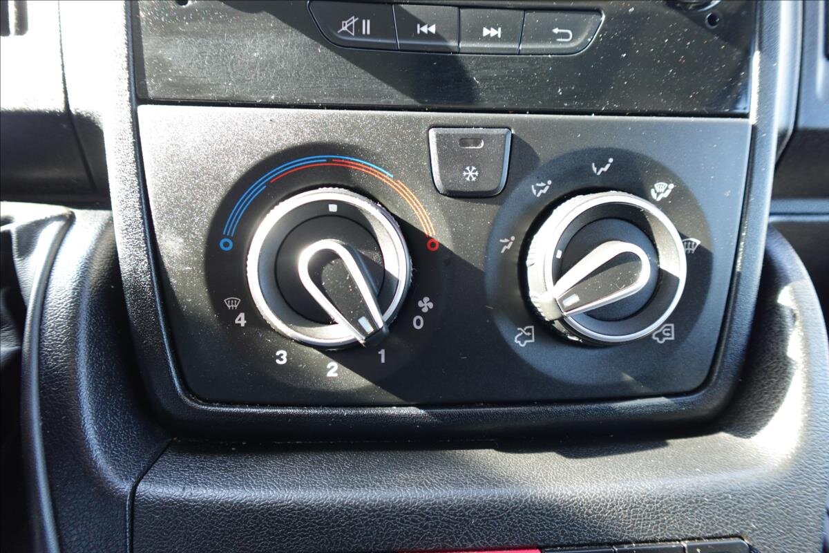 Peugeot Boxer Ostatní 2,2 l 121 kw