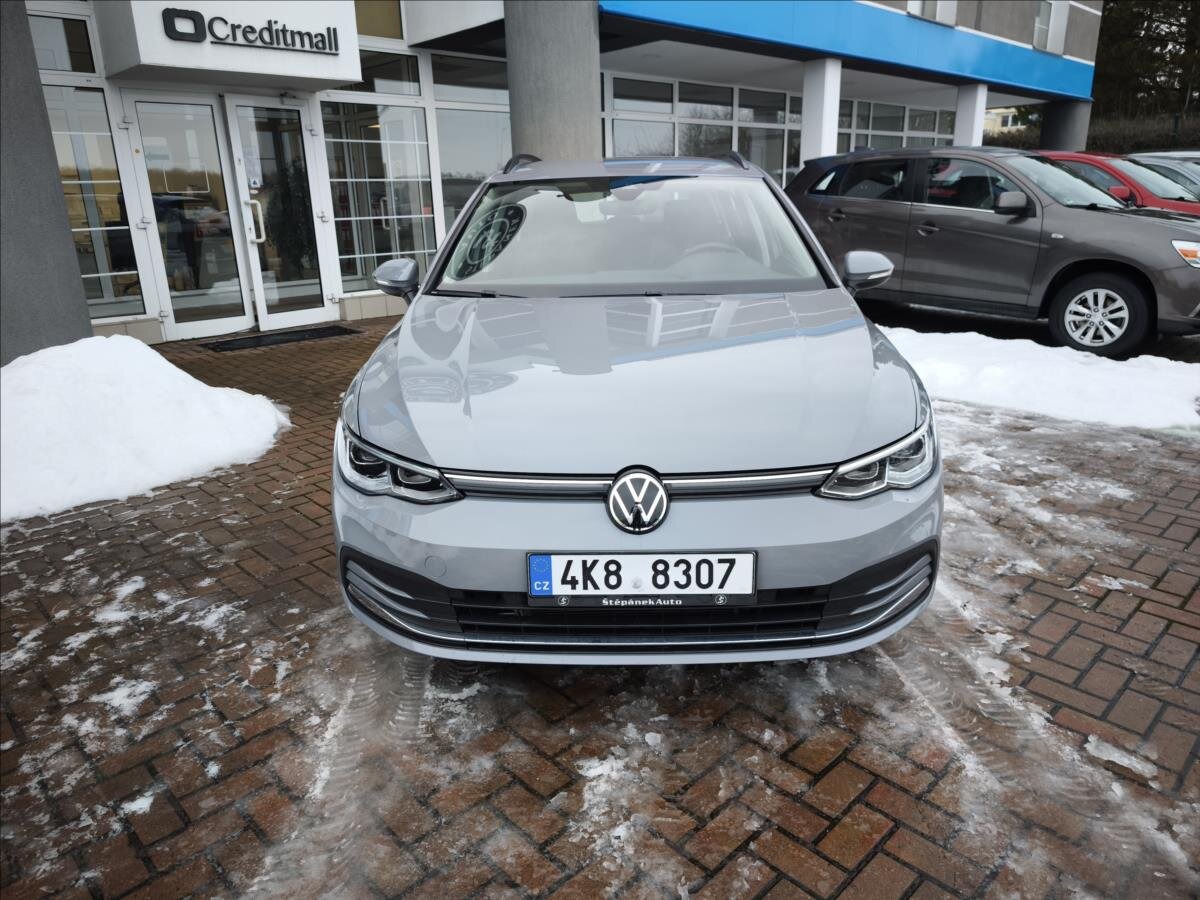 Volkswagen Golf Kombi 1,5 l 96 kw