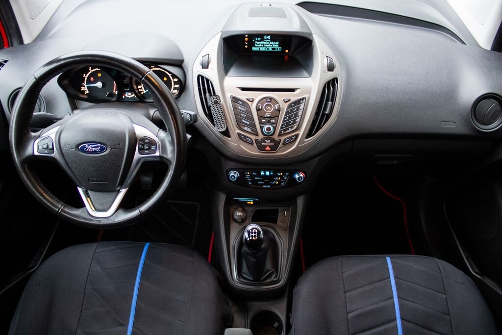 Ford Tourneo Courier MPV 998,0 74 kw