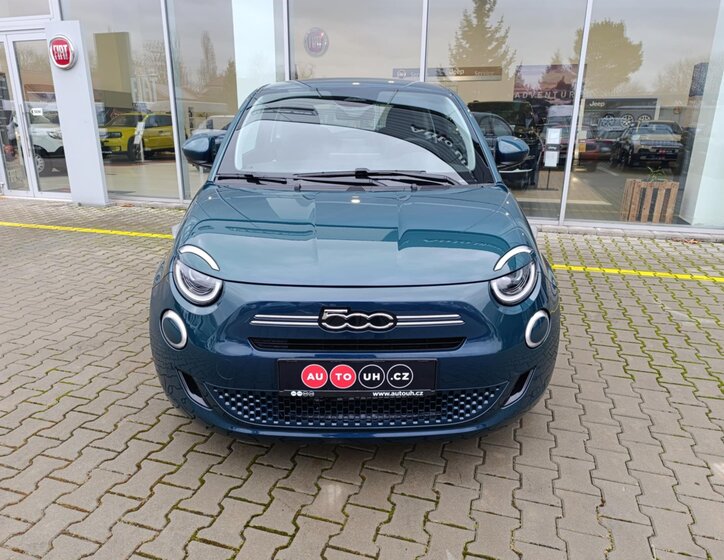 Fiat 500 Hatchback 999,0 48 kw