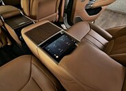 Land Rover Range Rover SUV 4,4 l 390 kw