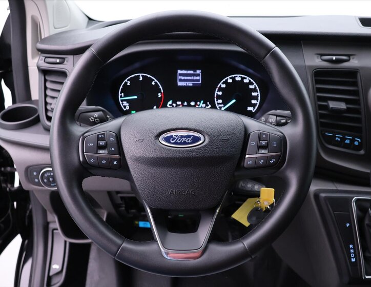 Ford Transit Custom 18