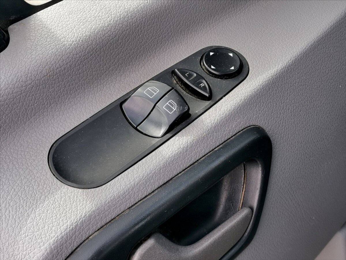 Mercedes-Benz Sprinter Sklápěč 2,1 l 120 kw