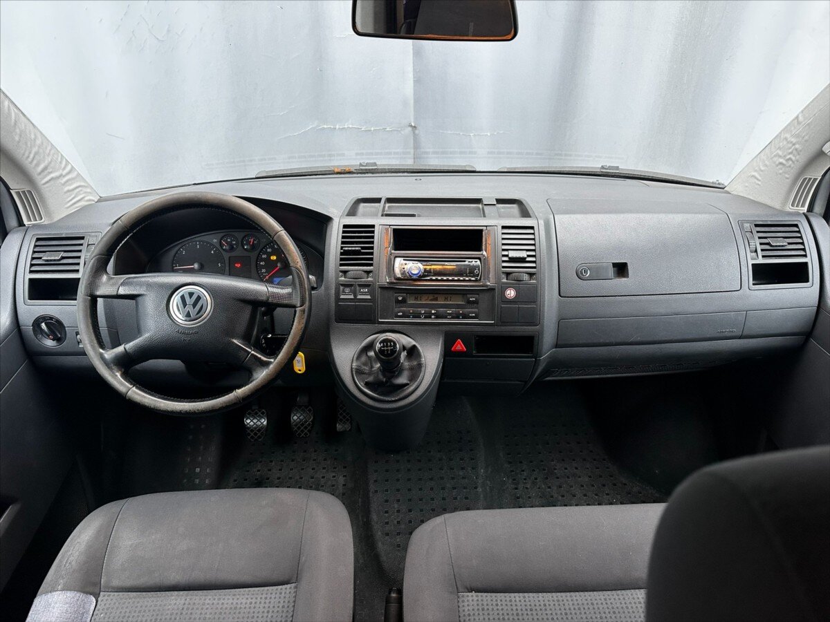 Volkswagen Caravelle