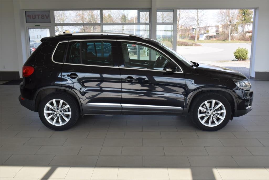 Volkswagen Tiguan SUV / Terénní 1,4 l 90 kw