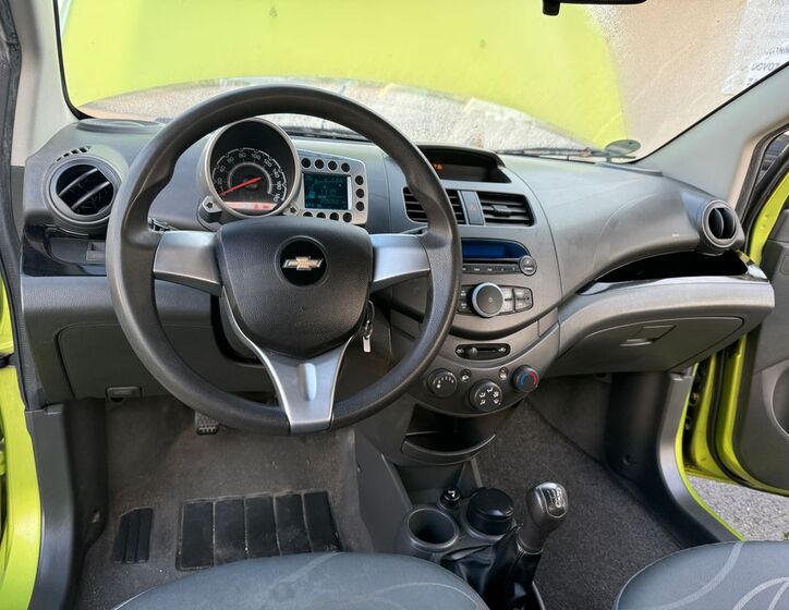 Chevrolet Spark 8