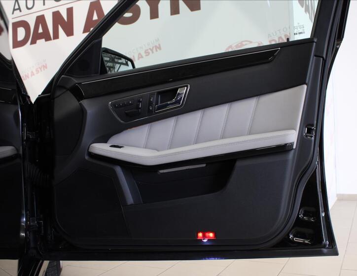 Mercedes-Benz Třídy E 11