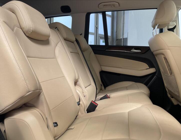 Mercedes-Benz GLS 21