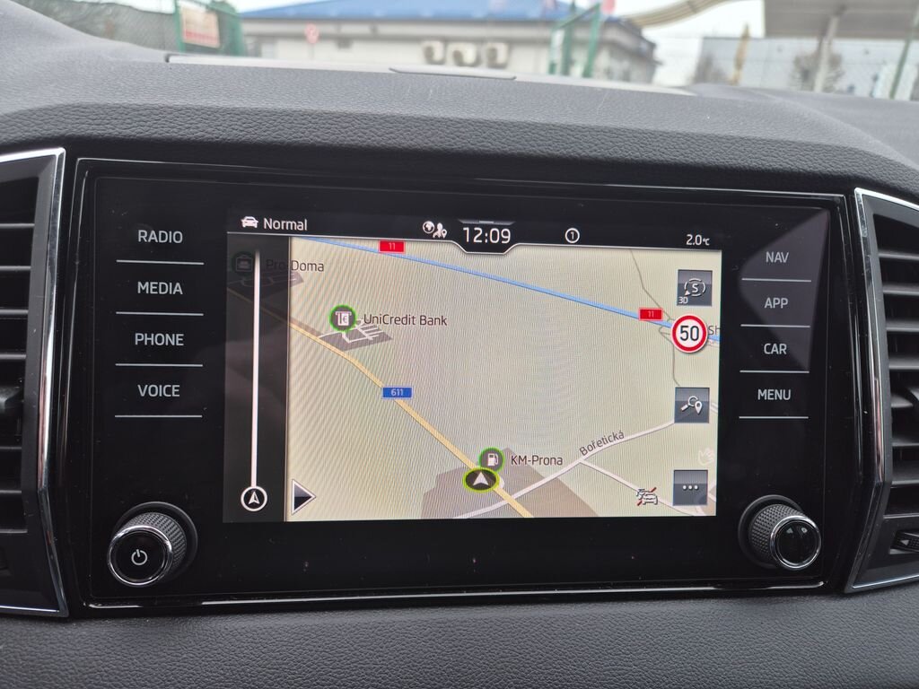 Škoda Karoq SUV 1,5 l 110 kw