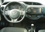 Toyota Yaris 15