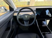 Tesla Model 3 18