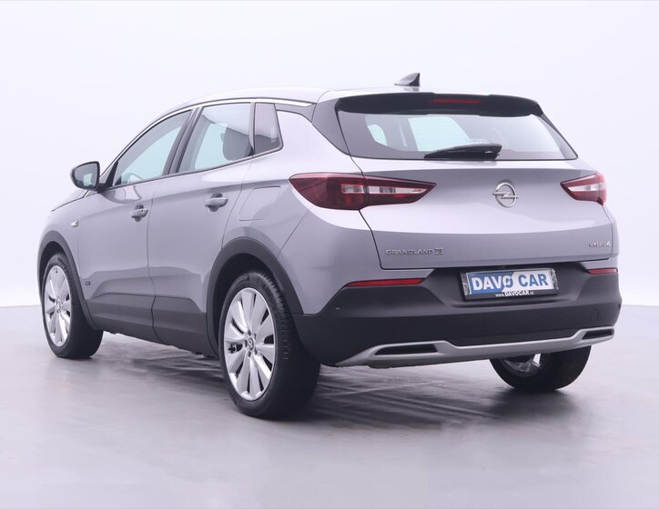 Opel Grandland X SUV / Terénní 1,6 l 147 kw