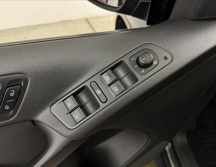 Volkswagen Tiguan SUV / Terénní 2,0 l 110 kw