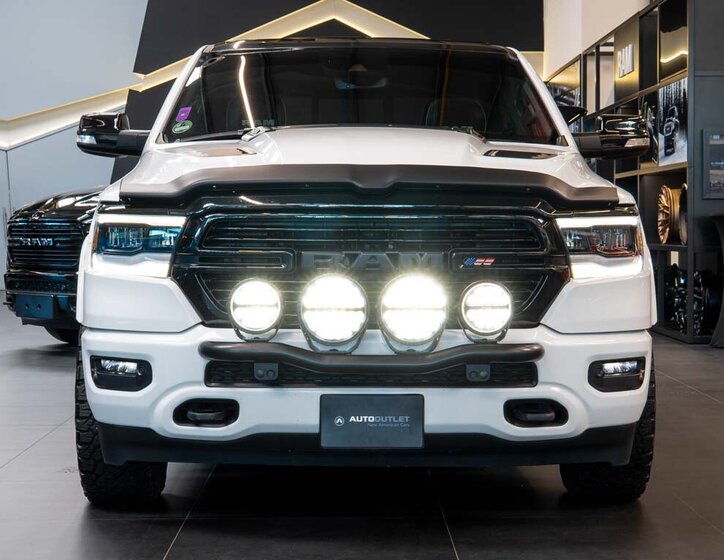 Dodge RAM Pick-up 5,7 l 295 kw