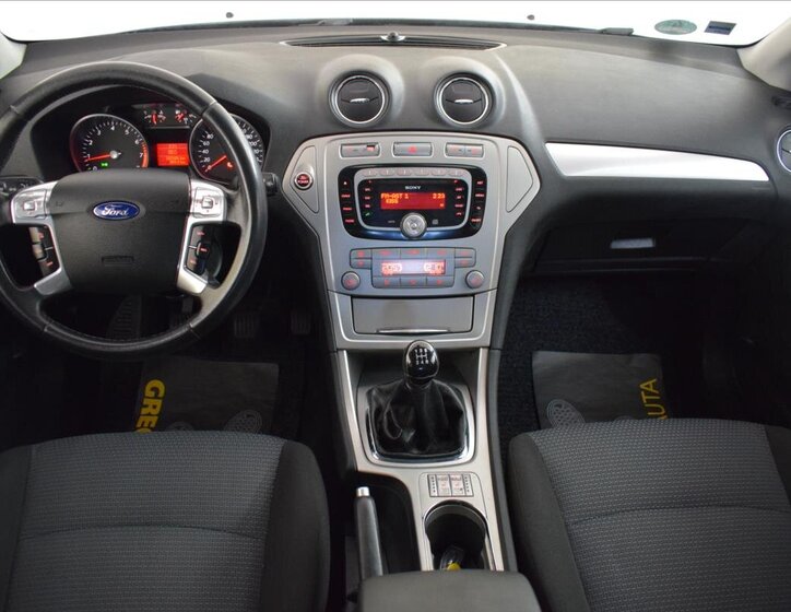Ford Mondeo Kombi 2,0 l 107 kw