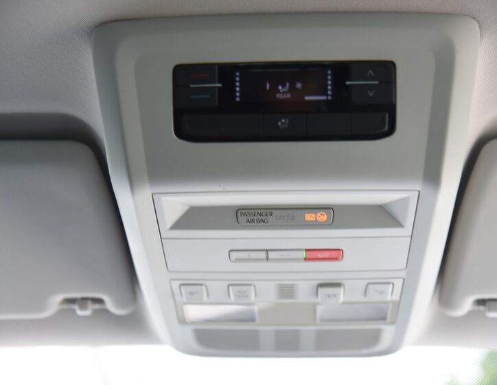 Volkswagen Multivan 39