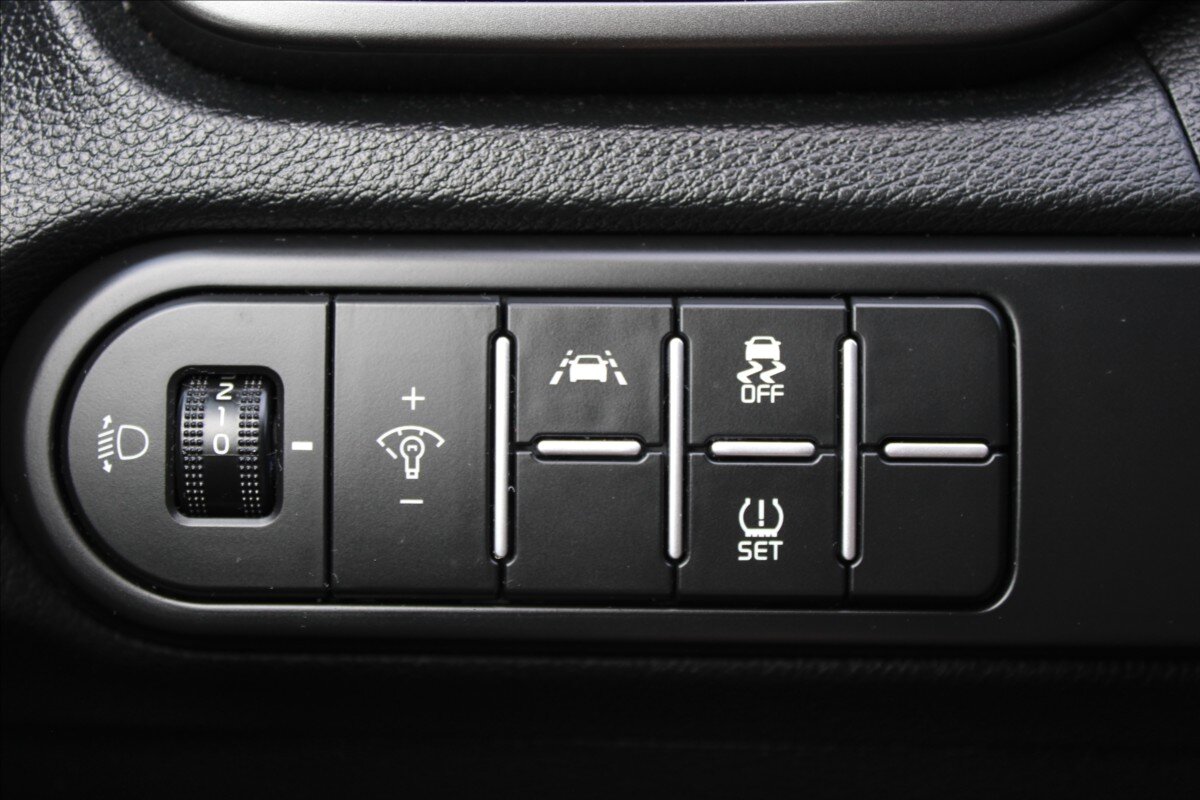 KIA Ceed Hatchback 998,0 73 kw