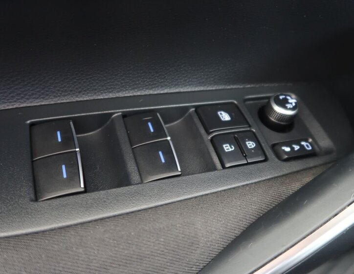 Toyota Corolla Sedan 1,8 l 72 kw