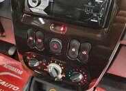 Dacia Duster SUV / Terénní 1,6 l 77 kw