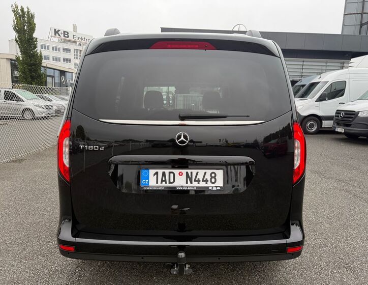 Mercedes-Benz Ostatní 5