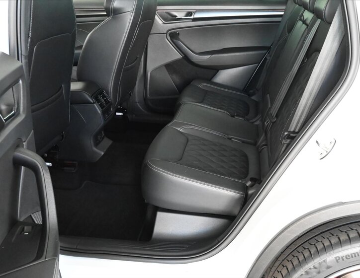 Škoda Kodiaq SUV / Terénní 1,5 l 110 kw